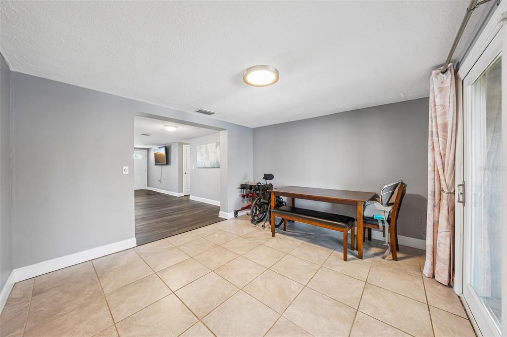 1133 Grand Boulevard Holiday, FL 34690 - Photo 10 of 35