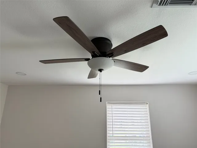 $1,800 | 5924 Honeysuckle Drive, Houston, TX 77087