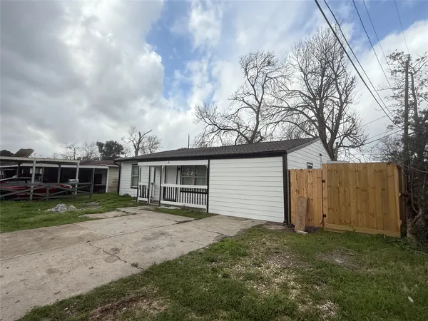 a backyard of a house