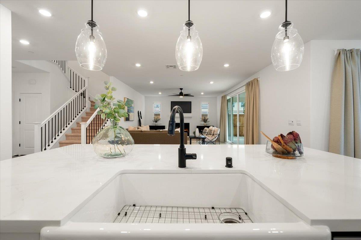 280 Vectra Court Roseville, CA 95747 - Photo 7 of 84