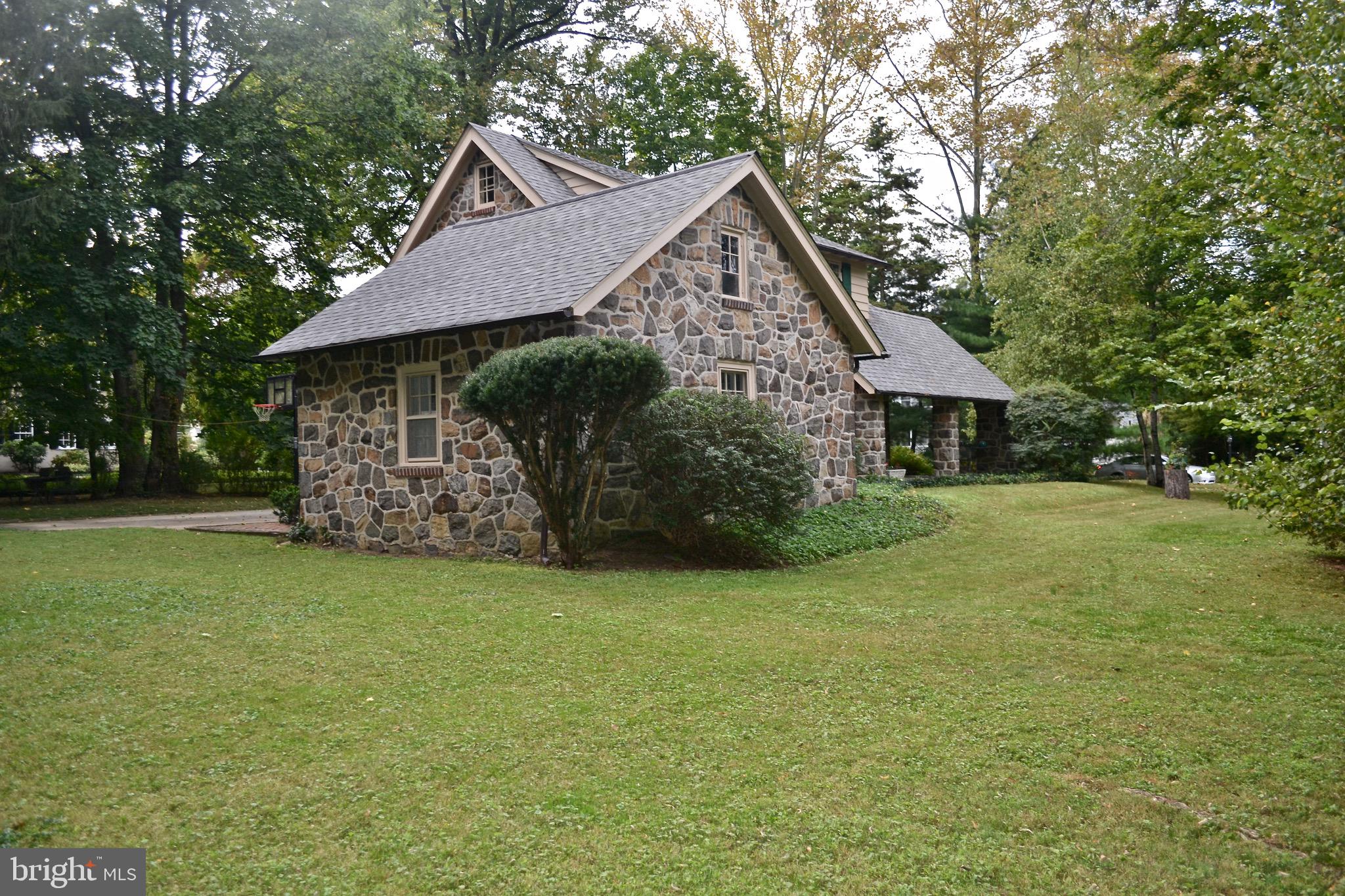 118 Spencer Road Devon, PA 19333 - Photo 12 of 45