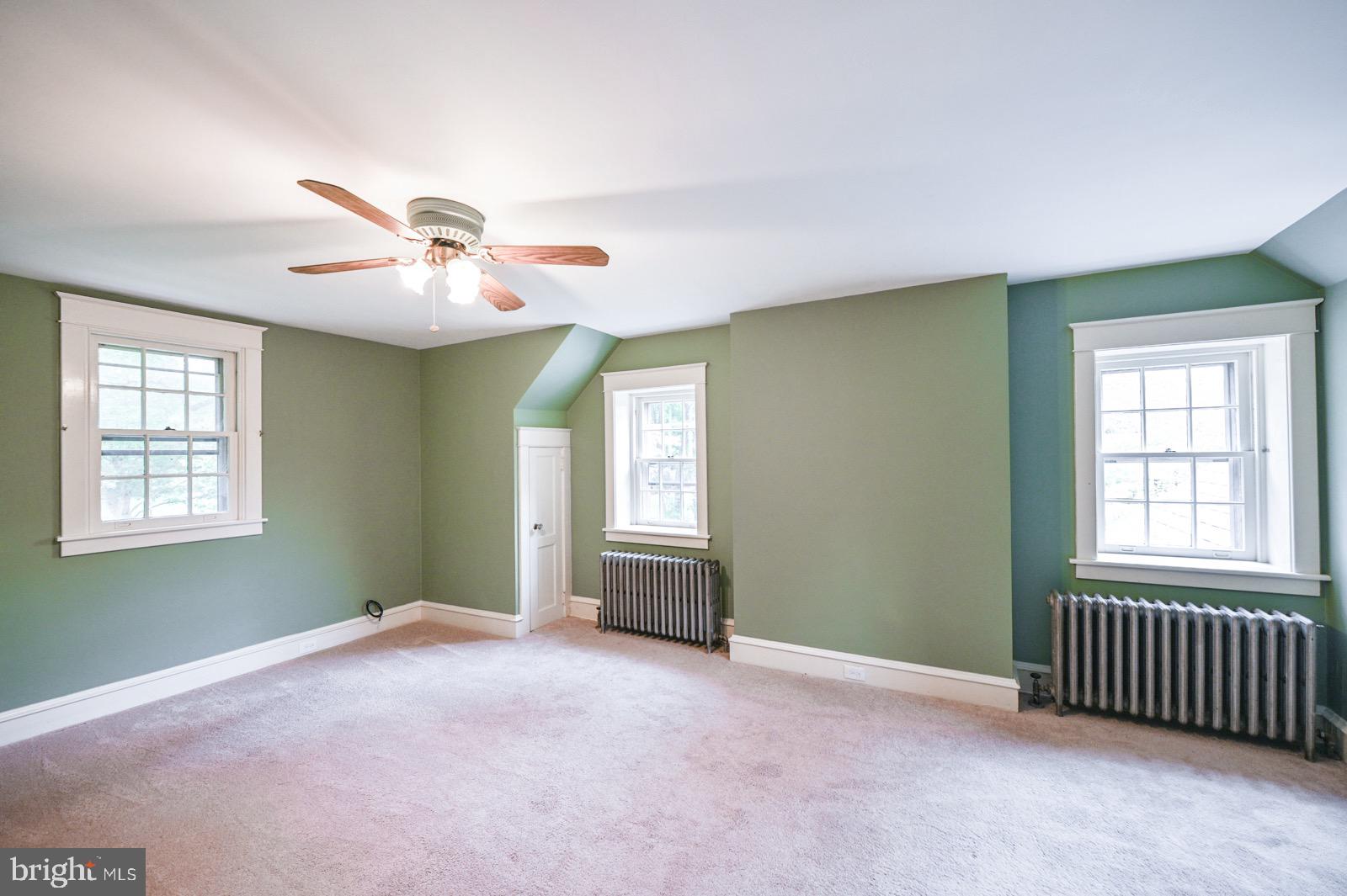 118 Spencer Road Devon, PA 19333 - Photo 31 of 45 2nd Floor Bedroom