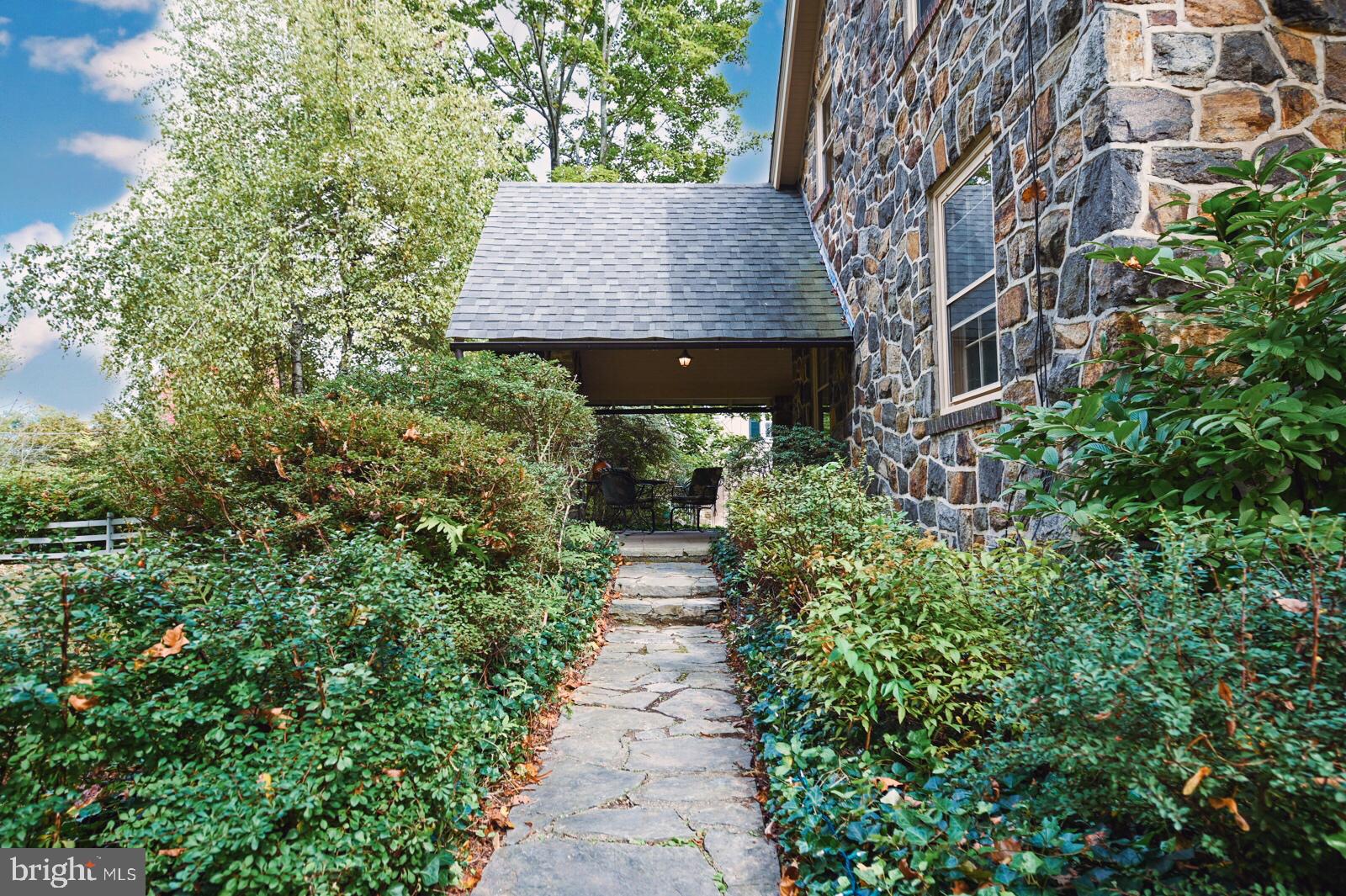 118 Spencer Road Devon, PA 19333 - Photo 10 of 45