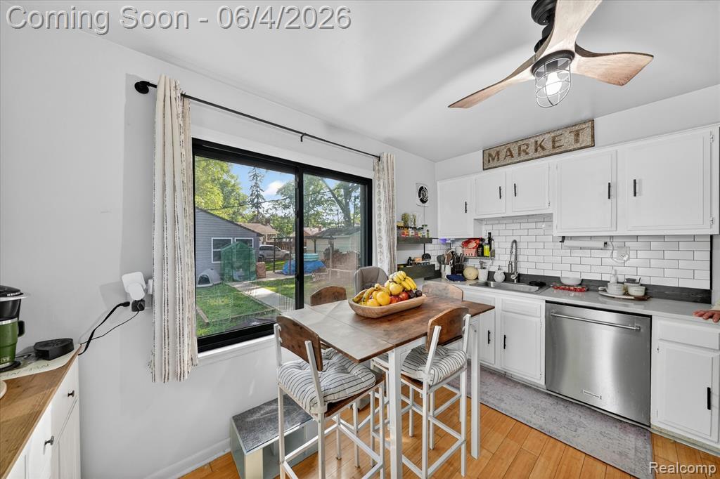 22729 Cleveland Street Dearborn, MI 48124 - Photo 12 of 32