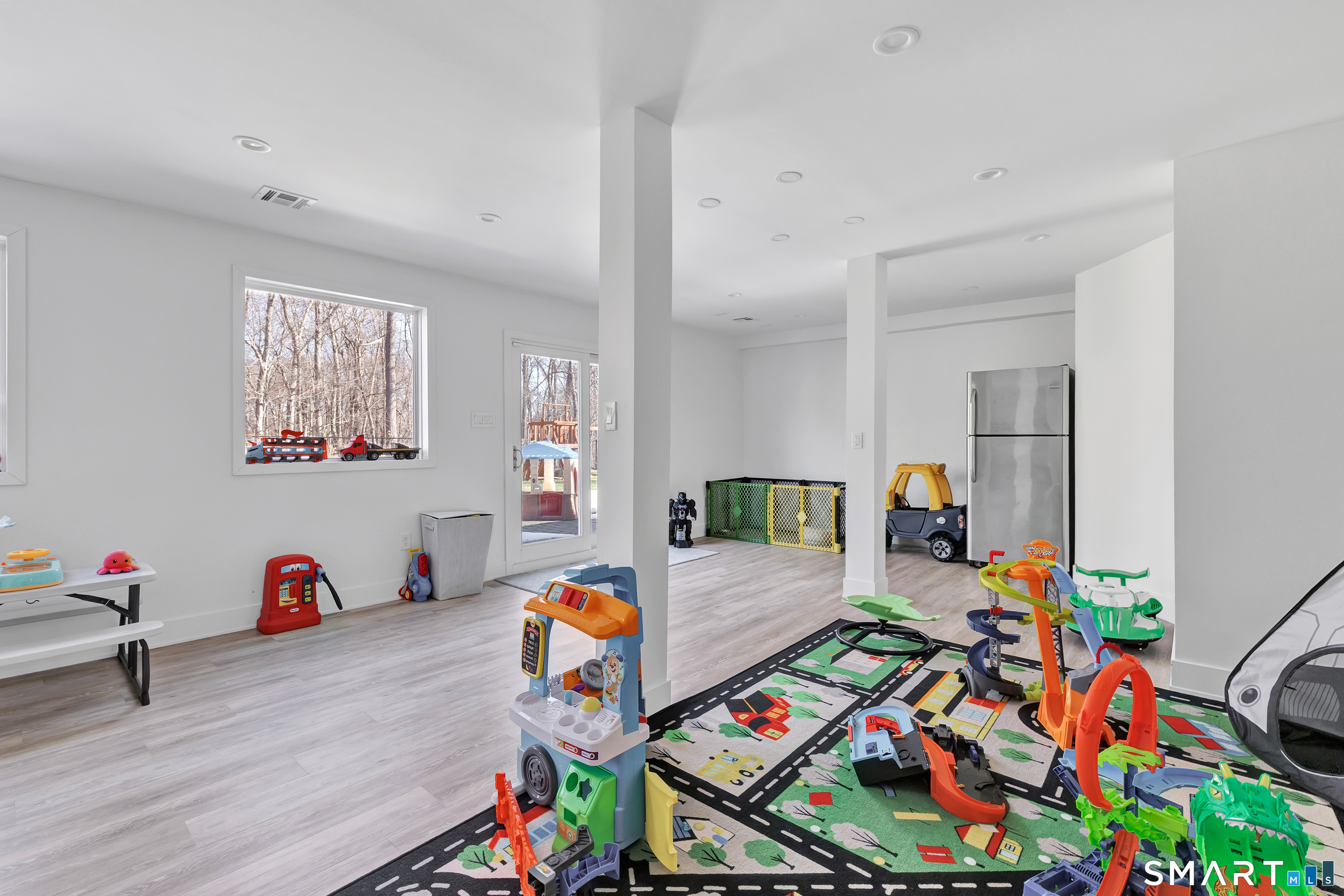 27 Old Quarry Road Woodbridge, CT 06525 - Photo 26 of 40 Playroom/ Potential In-Law Suite Lower Level