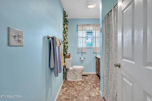 $374,900 | 170 Duckett Ridge Road, Tellico Plains, TN 37385