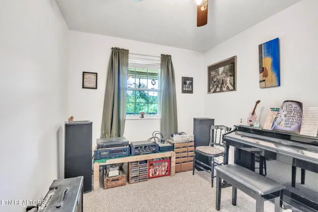 $374,900 | 170 Duckett Ridge Road, Tellico Plains, TN 37385