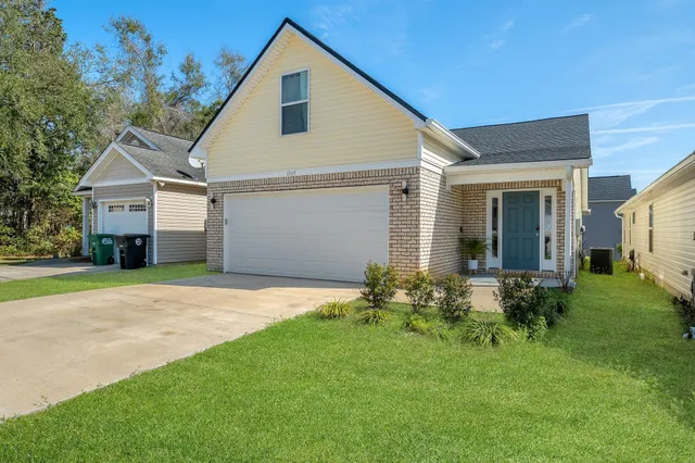 $2,200 | 1069 Lacey Lane, Tallahassee, FL 32304