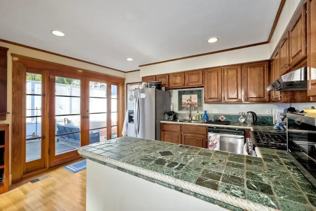 $1,750,000 | 952 Rosecrans Street, San Diego, CA 92106