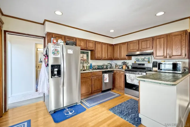 $1,750,000 | 952 Rosecrans Street, San Diego, CA 92106