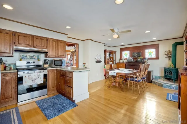 $1,750,000 | 952 Rosecrans Street, San Diego, CA 92106