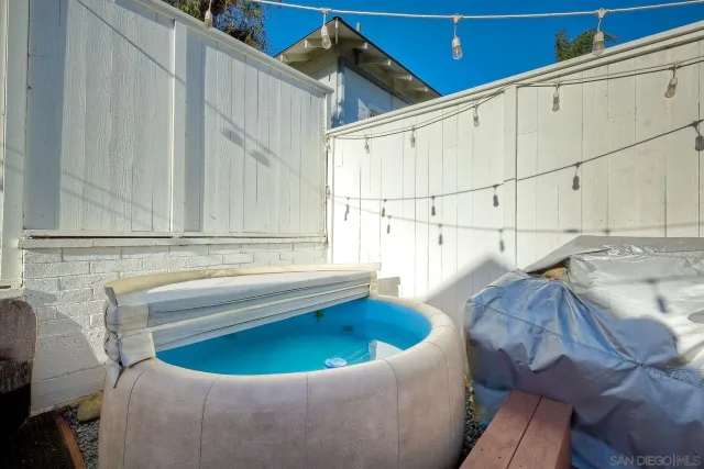 $1,750,000 | 952 Rosecrans Street, San Diego, CA 92106