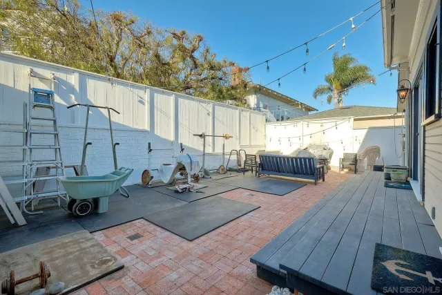 $1,750,000 | 952 Rosecrans Street, San Diego, CA 92106