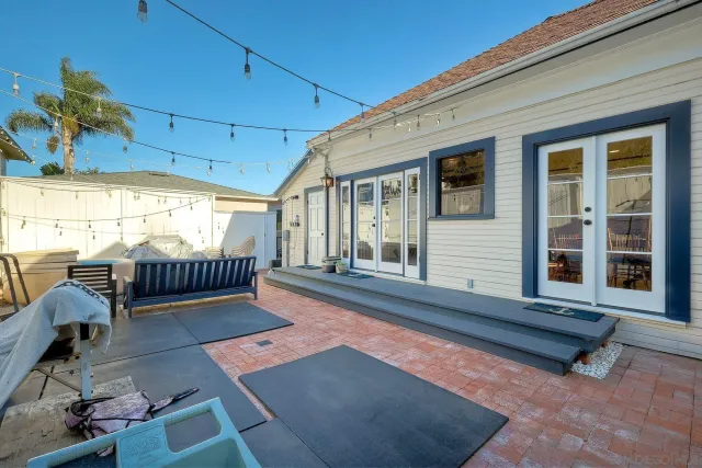 $1,750,000 | 952 Rosecrans Street, San Diego, CA 92106