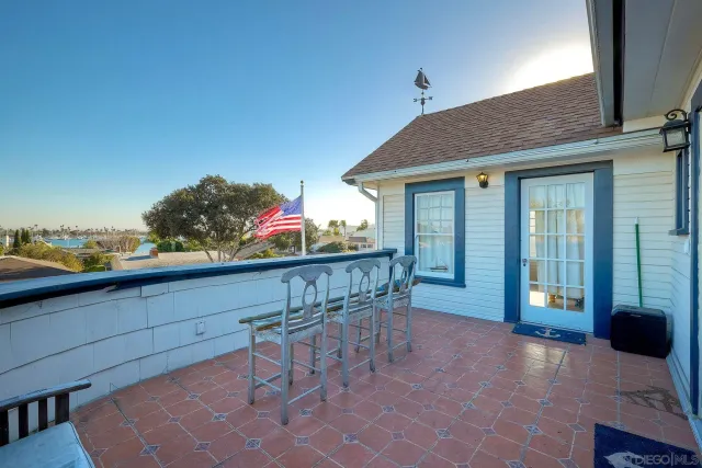 $1,750,000 | 952 Rosecrans Street, San Diego, CA 92106