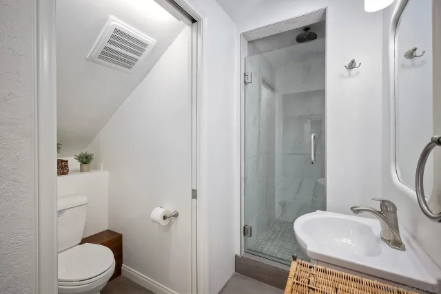 $1,750,000 | 952 Rosecrans Street, San Diego, CA 92106