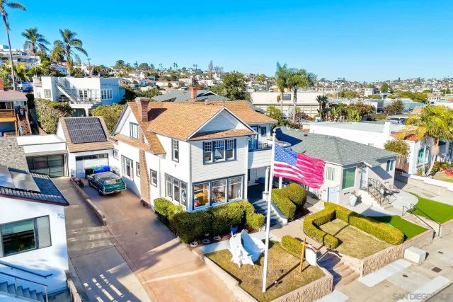$1,750,000 | 952 Rosecrans Street, San Diego, CA 92106