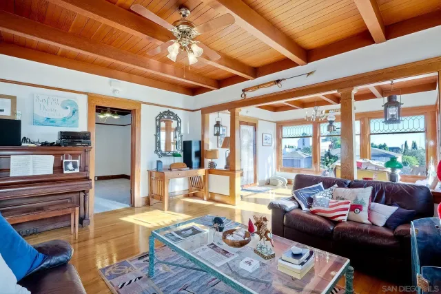 $1,750,000 | 952 Rosecrans Street, San Diego, CA 92106