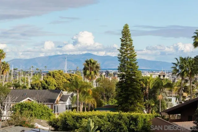 $1,750,000 | 952 Rosecrans Street, San Diego, CA 92106