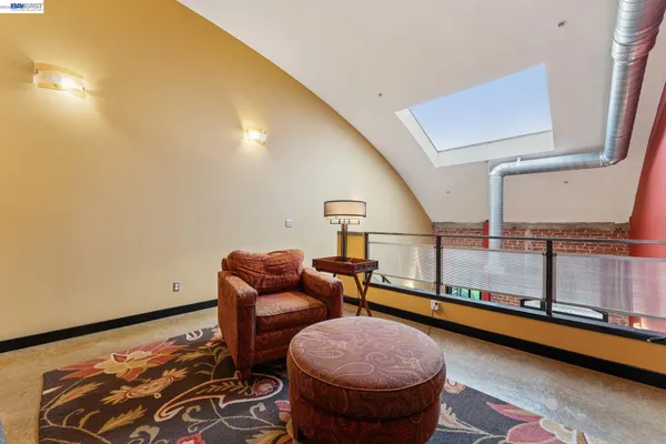 $649,000 | 425 East 11th Street, Unit 6, Oakland, CA 94606