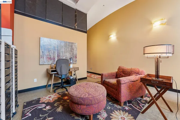 $649,000 | 425 East 11th Street, Unit 6, Oakland, CA 94606