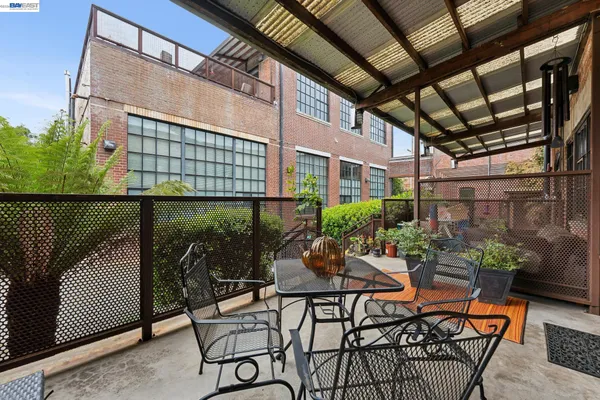 $649,000 | 425 East 11th Street, Unit 6, Oakland, CA 94606
