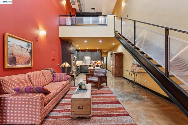 $649,000 | 425 East 11th Street, Unit 6, Oakland, CA 94606