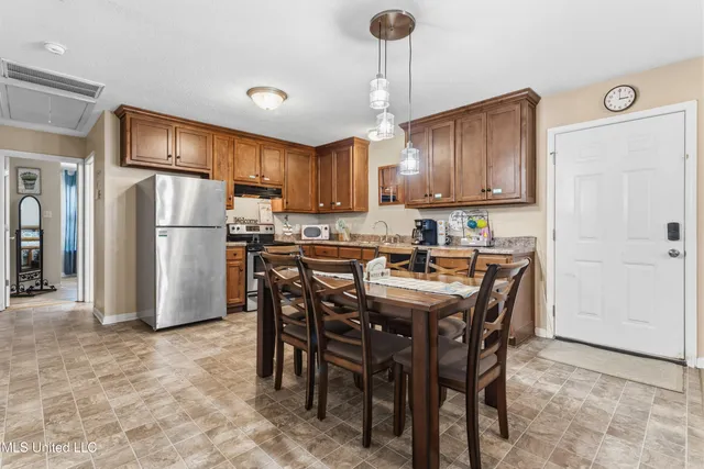 $249,678 | 116 Beaver Dam Road, Unit A&B, McHenry, MS 39561