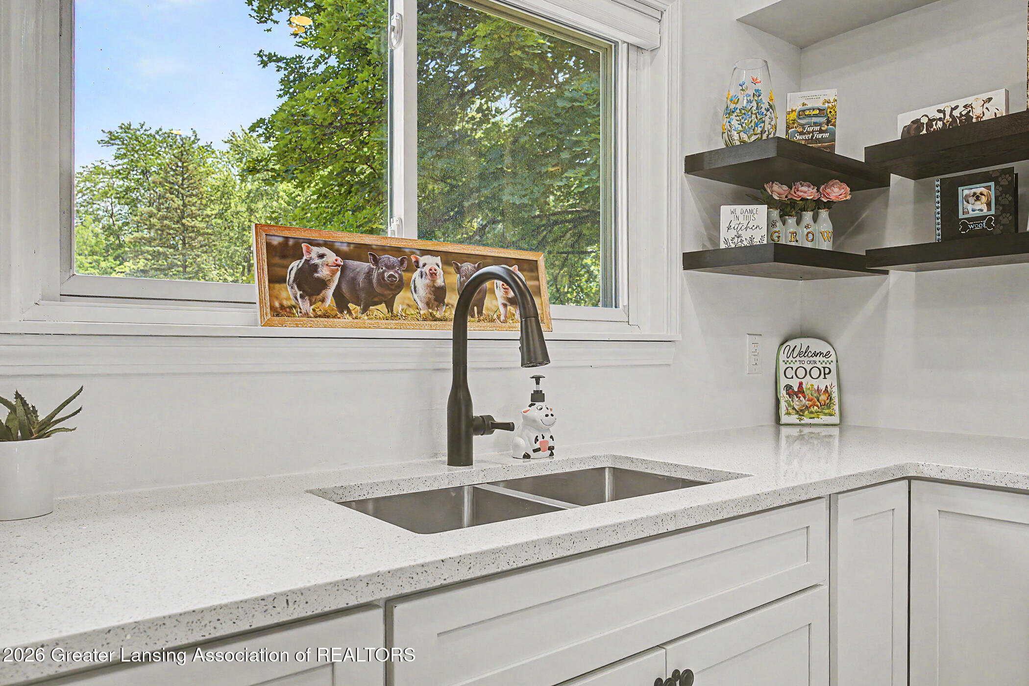 2059 La Mer Lane, Unit 17 Haslett, MI 48840 - Photo 10 of 48 Kitchen