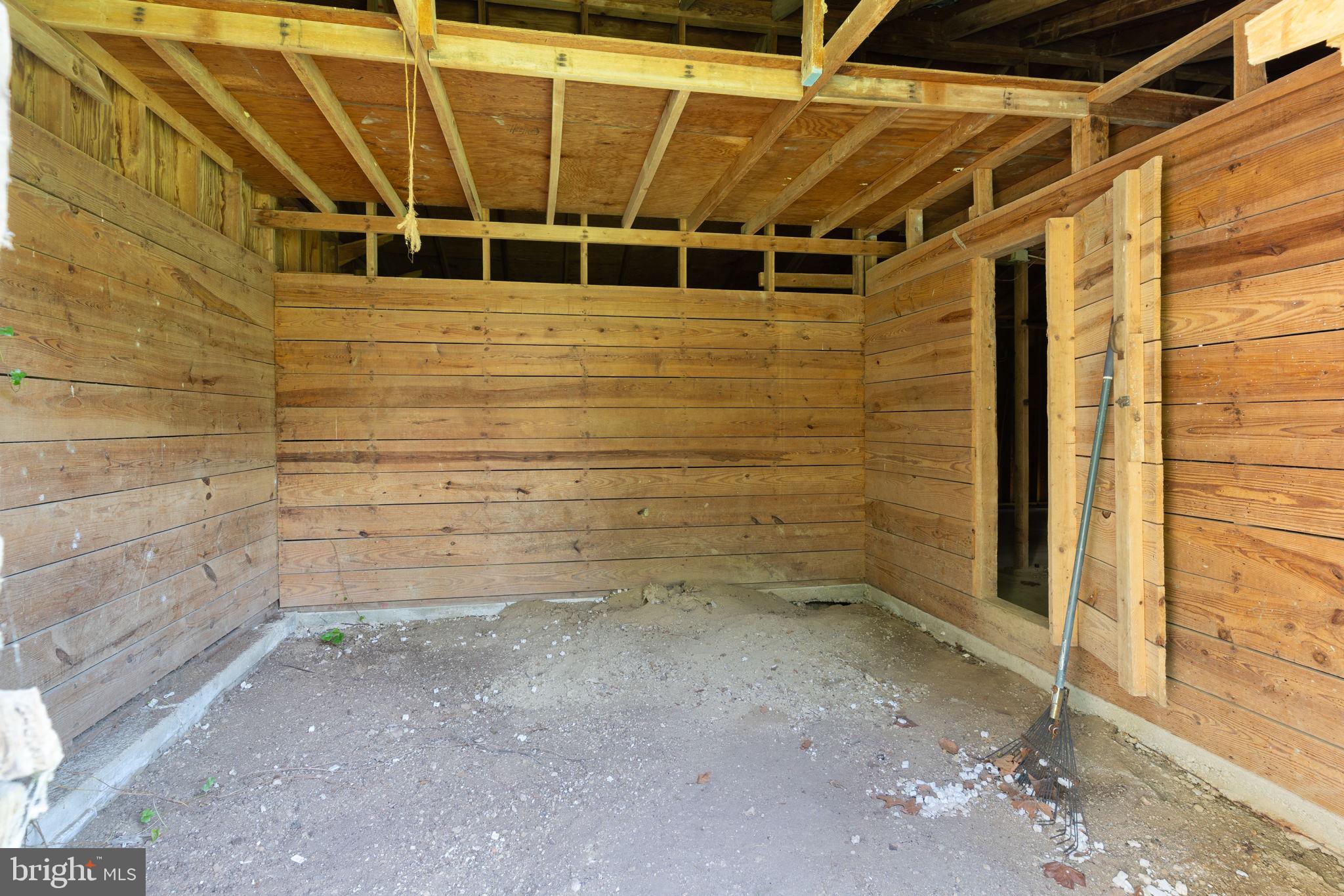 44742 Three Coves Road Hollywood, MD 20636 - Photo 79 of 89 Well maintained stalls