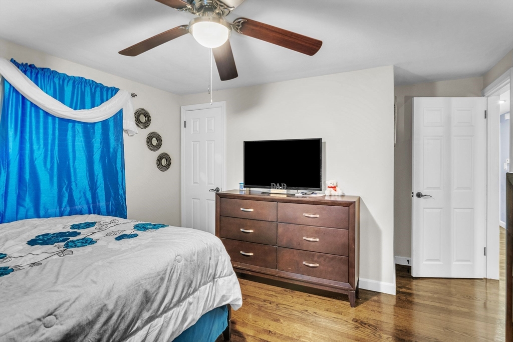 56 Winding Lane Springfield, MA 01118 - Photo 12 of 26 Gallery Image 12