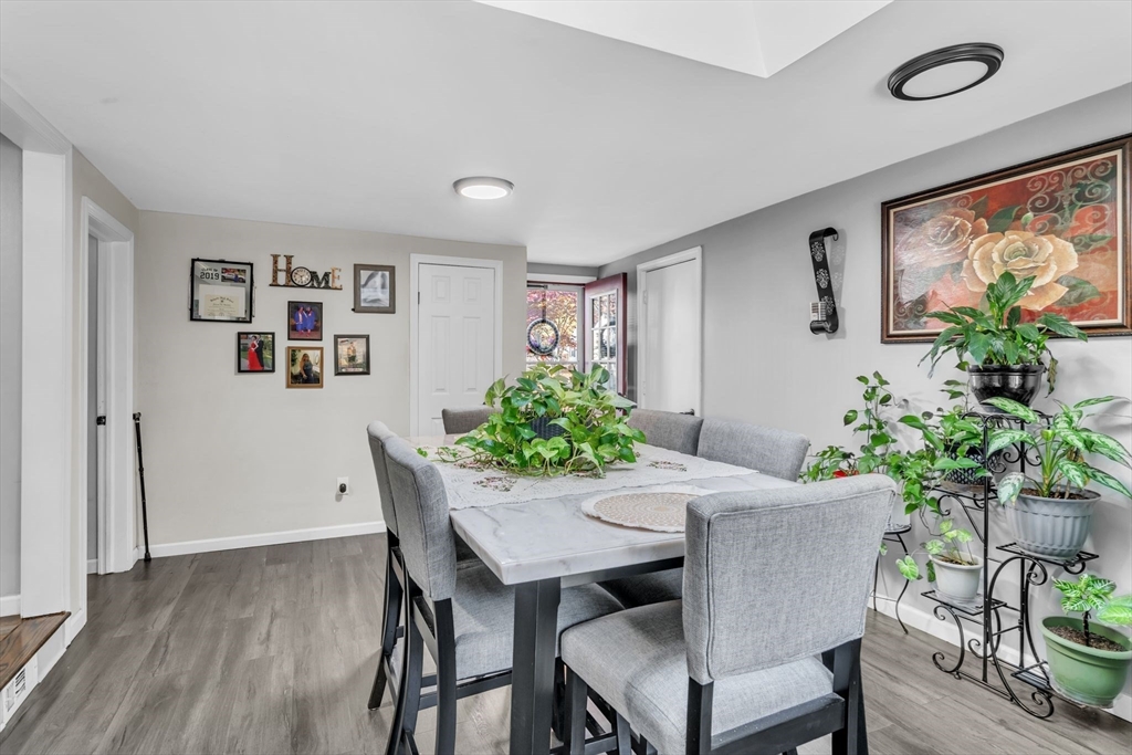 56 Winding Lane Springfield, MA 01118 - Photo 6 of 26 Gallery Image 6