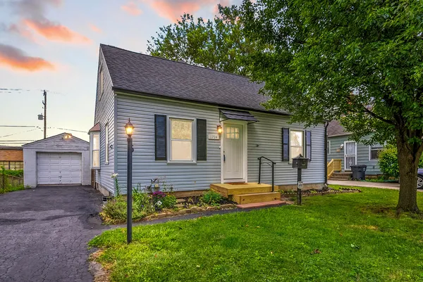 $347,000 | 1704 Rhoda Avenue, Columbus, OH 43212