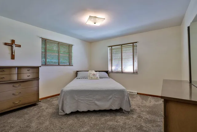 $342,000 | 9500 North Dearborn Road, Guilford, IN 47022