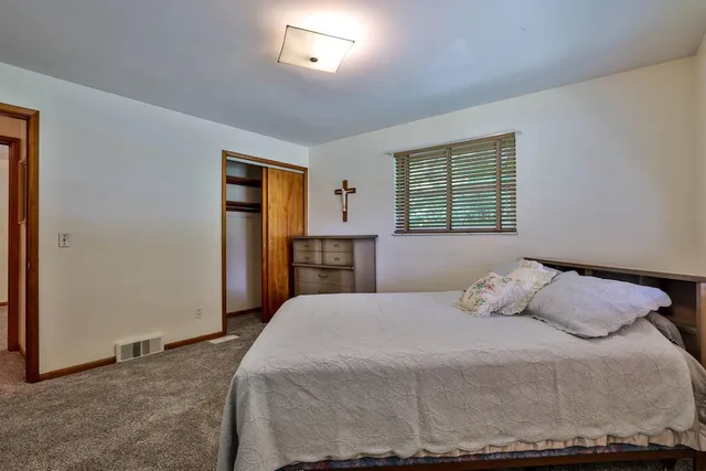 $342,000 | 9500 North Dearborn Road, Guilford, IN 47022