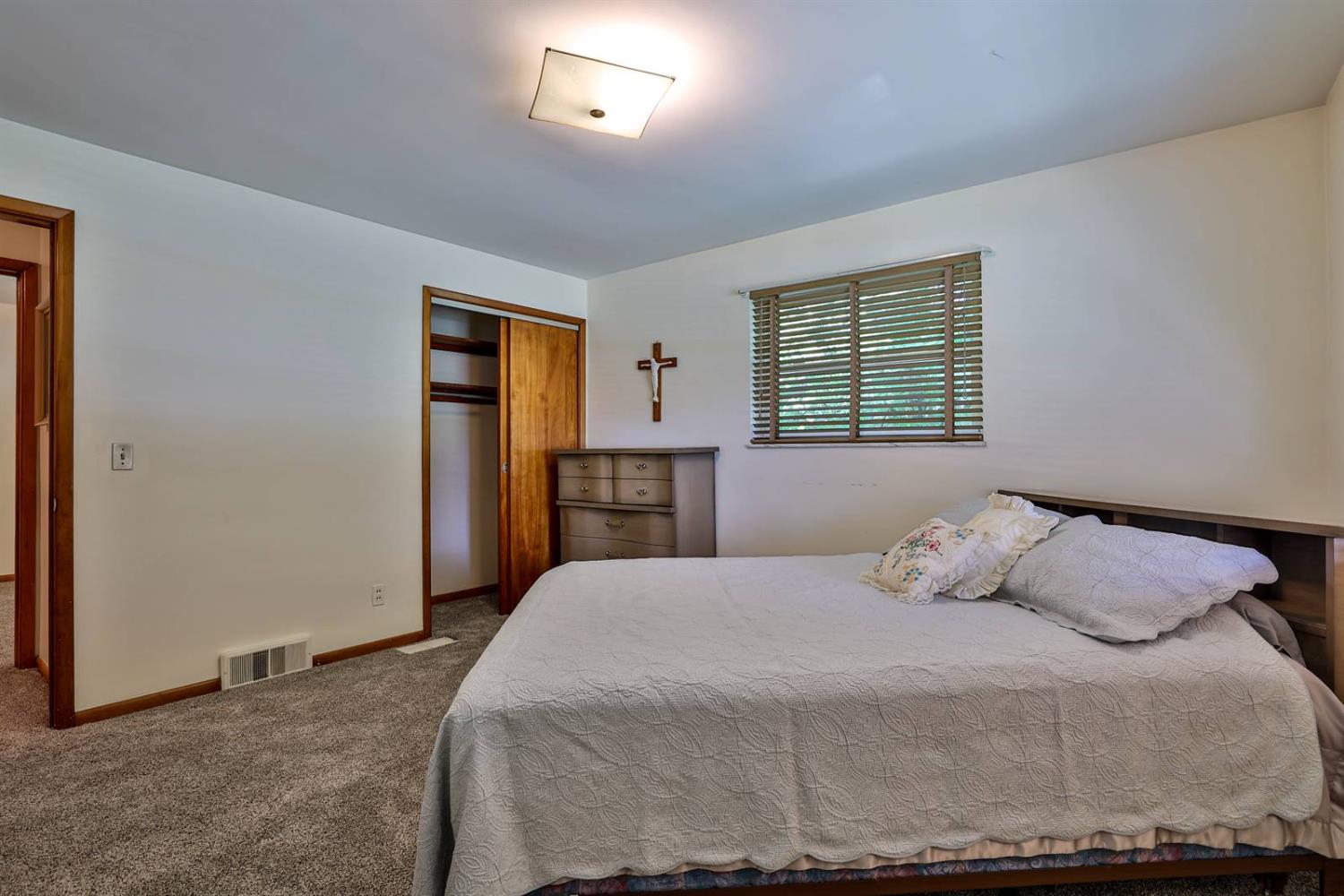 9500 North Dearborn Road Guilford, IN 47022 - Photo 17 of 54