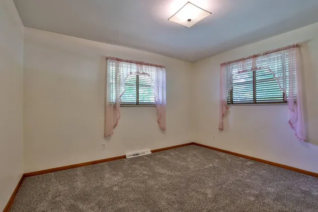 $342,000 | 9500 North Dearborn Road, Guilford, IN 47022