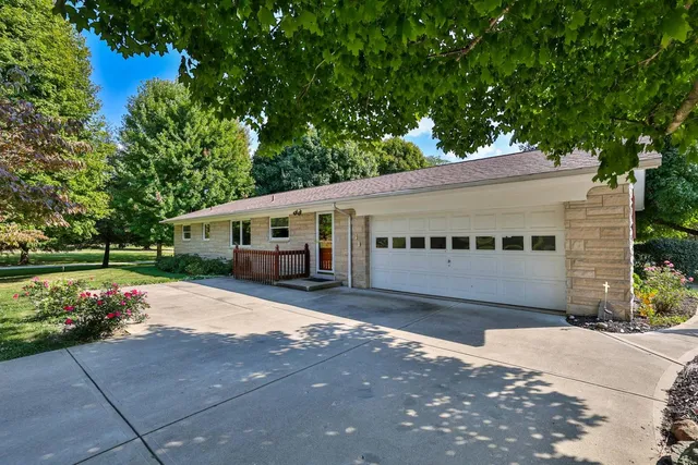 $342,000 | 9500 North Dearborn Road, Guilford, IN 47022