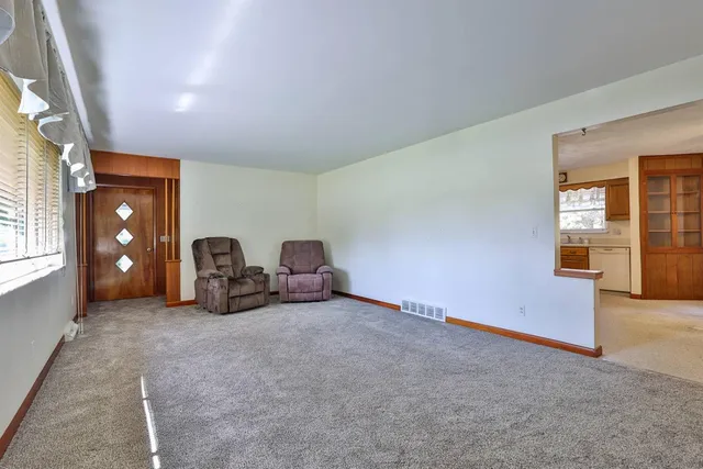 $342,000 | 9500 North Dearborn Road, Guilford, IN 47022