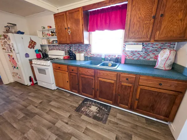 $57,500 | 127 Park Avenue, Flora, IL 62839