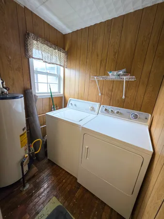 $57,500 | 127 Park Avenue, Flora, IL 62839