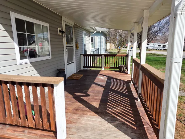 $57,500 | 127 Park Avenue, Flora, IL 62839