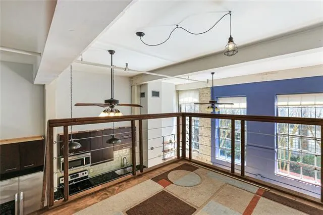 $1,800 | 920 Poeyfarre Street, Unit 214, New Orleans, LA 70130