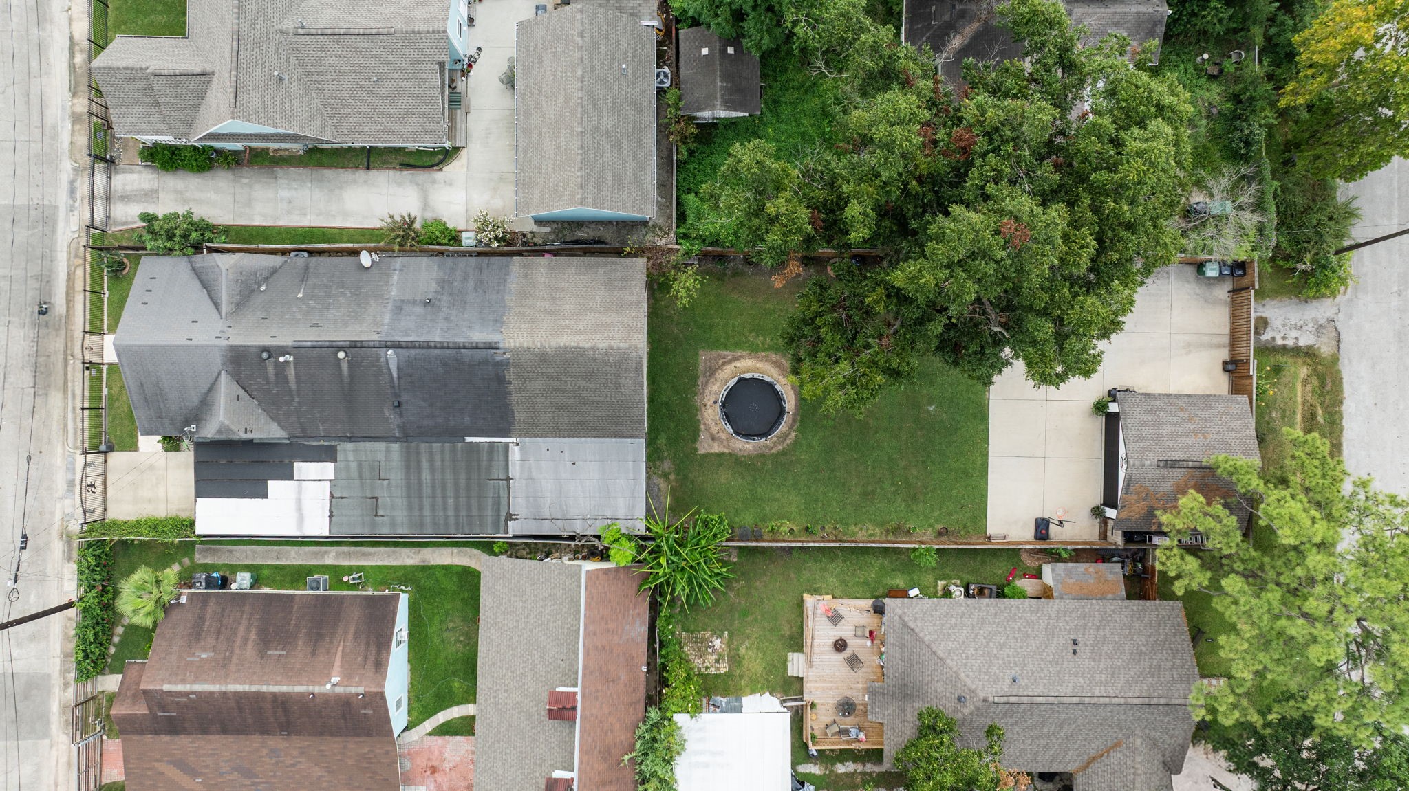 5221 McCormick Street Houston, TX 77023 - Photo 8 of 13 an aerial view of a house with a yard