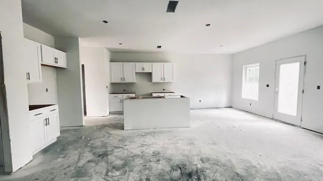 $389,680 | 6710 Armonia Drive, Mableton, GA 30126