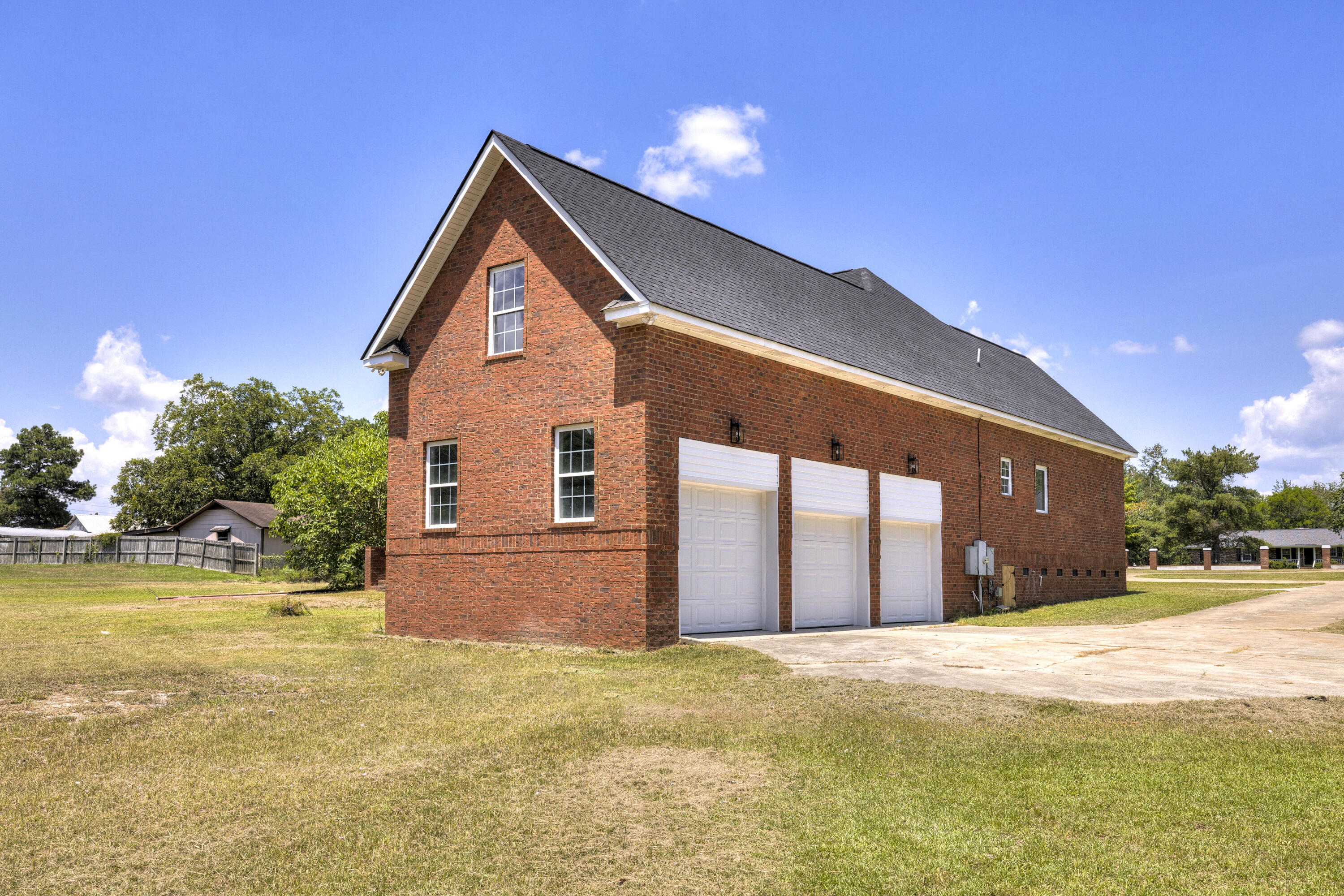 2090 4 Bridges Road Sumter, SC 29153 - Photo 10 of 64 10