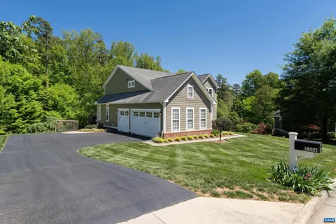 $779,900 | 5366 Park Road, Crozet, VA 22932