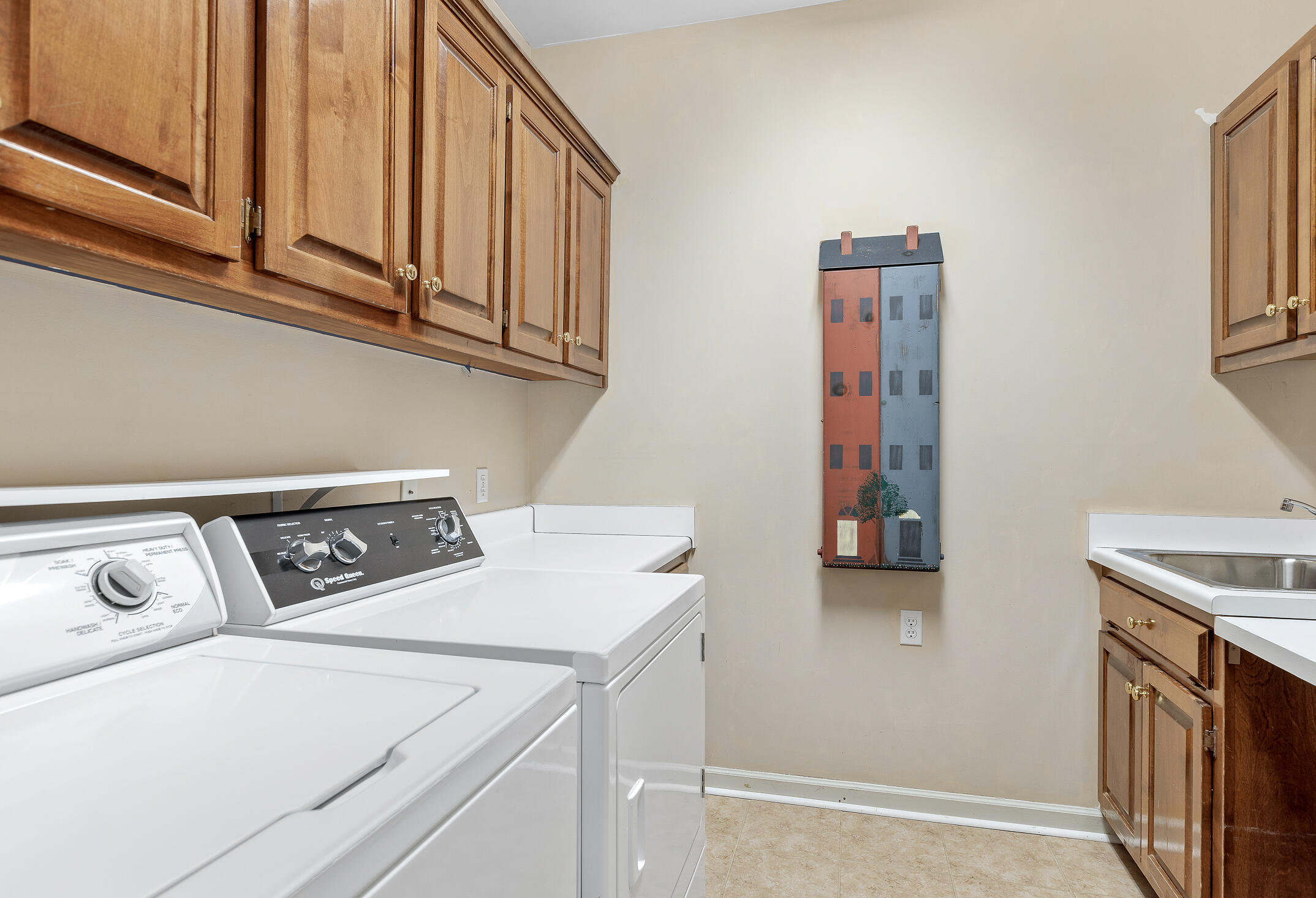 57 Middle Creek Road Signal Mountain, TN 37377 - Photo 54 of 67 55 - Laundry Room near Garage
