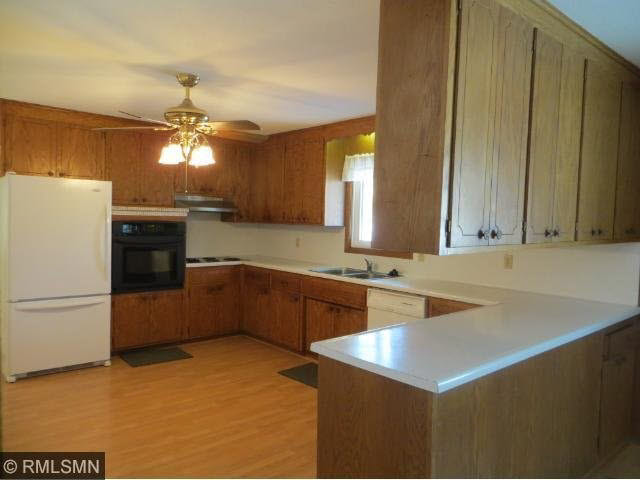 8320 Patsy Lane Golden Valley, MN 55427 - Photo 8 of 16
