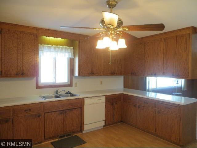 8320 Patsy Lane Golden Valley, MN 55427 - Photo 9 of 16